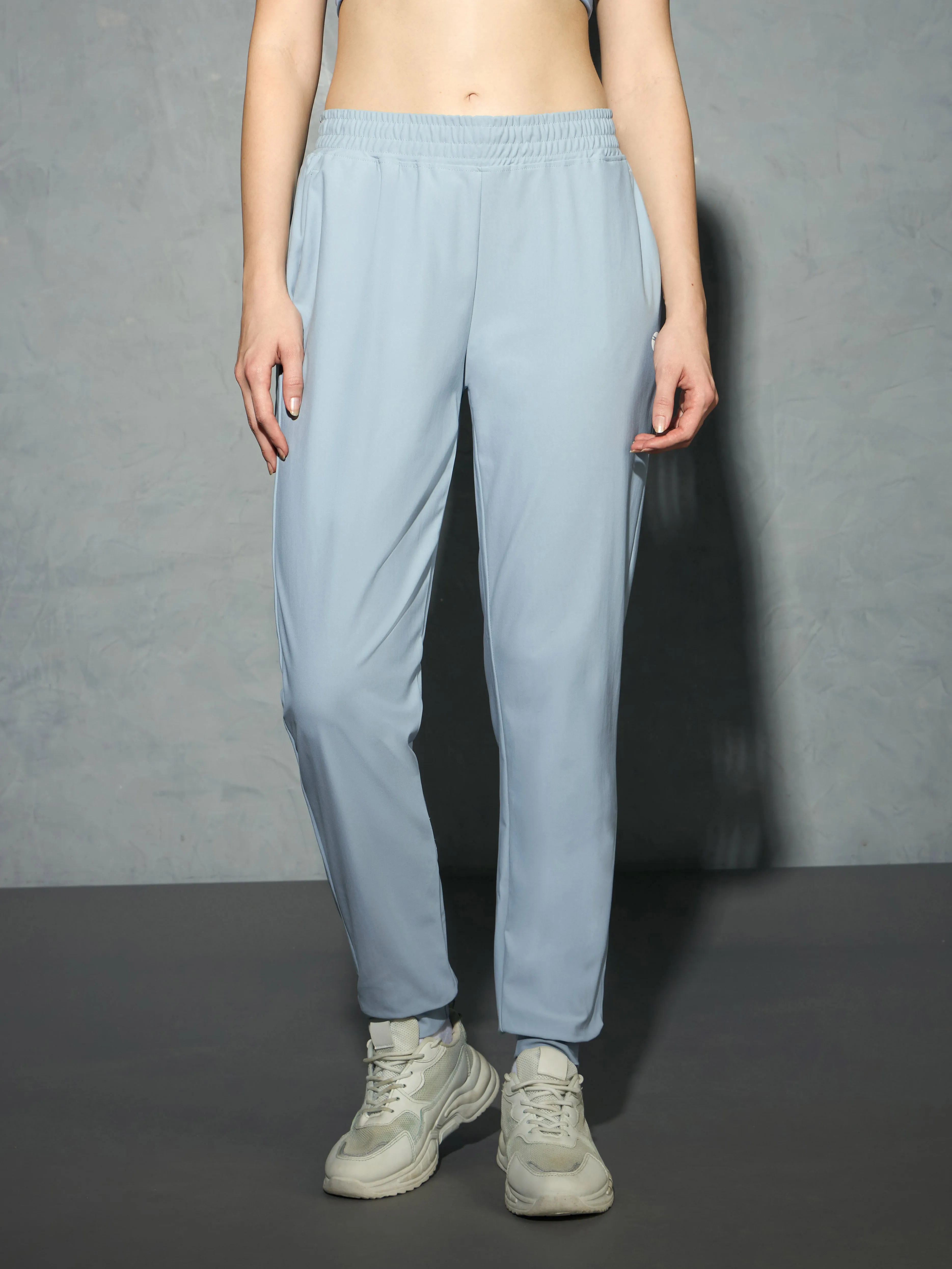 Women Solid Slim Fit Joggers with DURACOOL 