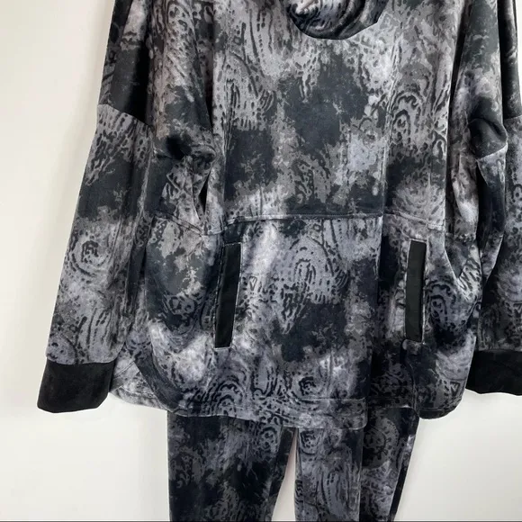 Womens Donna Karan Sleepwear Black Velour Cowlneck Sweatshirt Pants Lounge Set