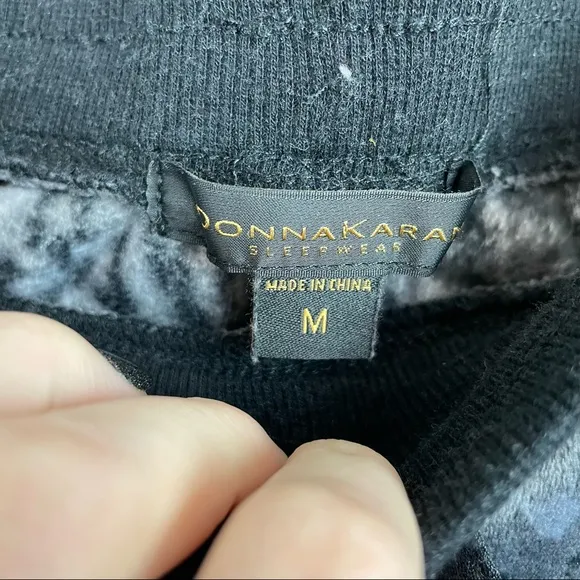 Womens Donna Karan Sleepwear Black Velour Cowlneck Sweatshirt Pants Lounge Set